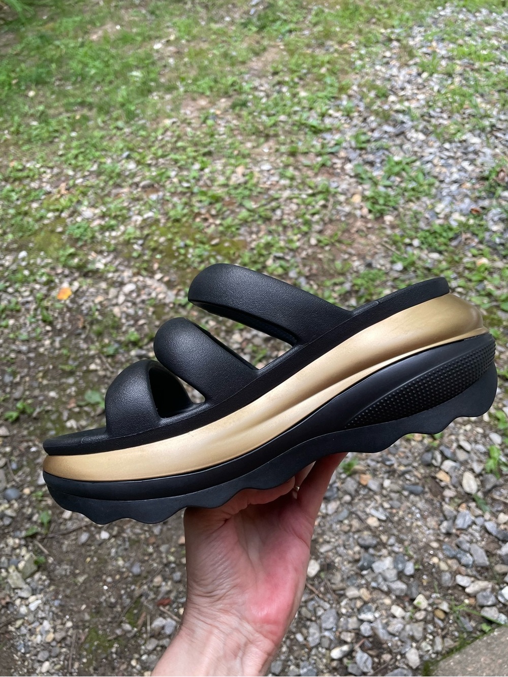 Crocs Mega Crush Black / Gold Platform Sandals Size 9 Woman’s - Picture 10 of 15
